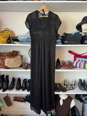 Lily ashwell silk Maxi Dress with V-Neck
